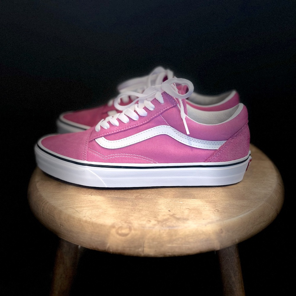 COPY - Woman’s size 10 pink Vans never worn
